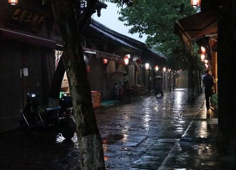 尘埃3